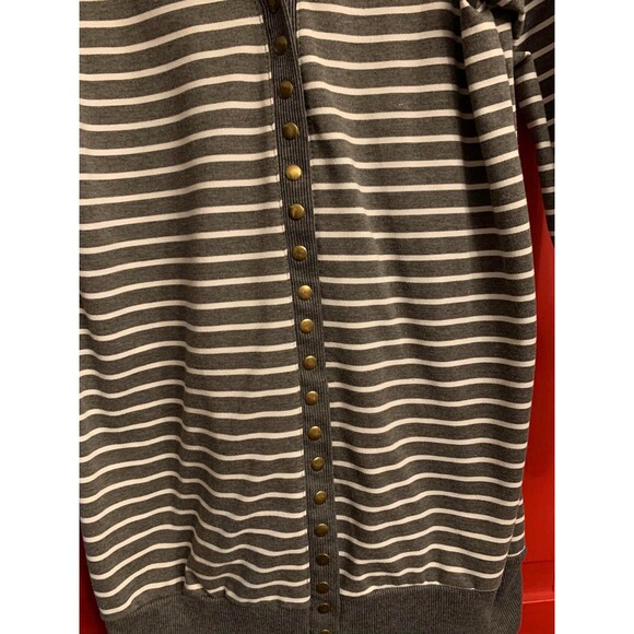 Hipster Row Size Medium Gray and White Stripe Cardigan with Lots of Buttons EUC - Picture 3 of 4